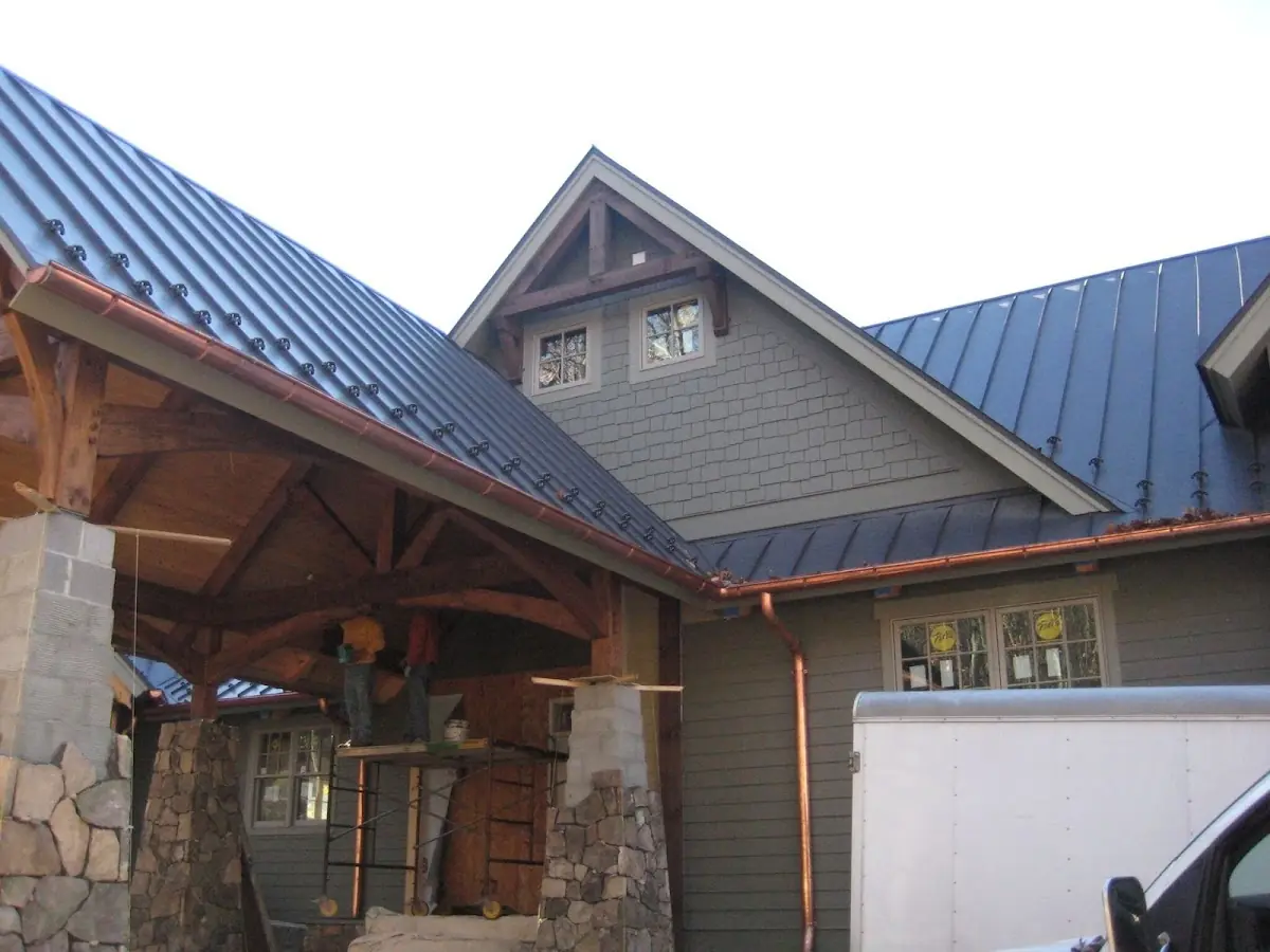 Craftsman Roofing team delivering quality roofing work in Hemlock District